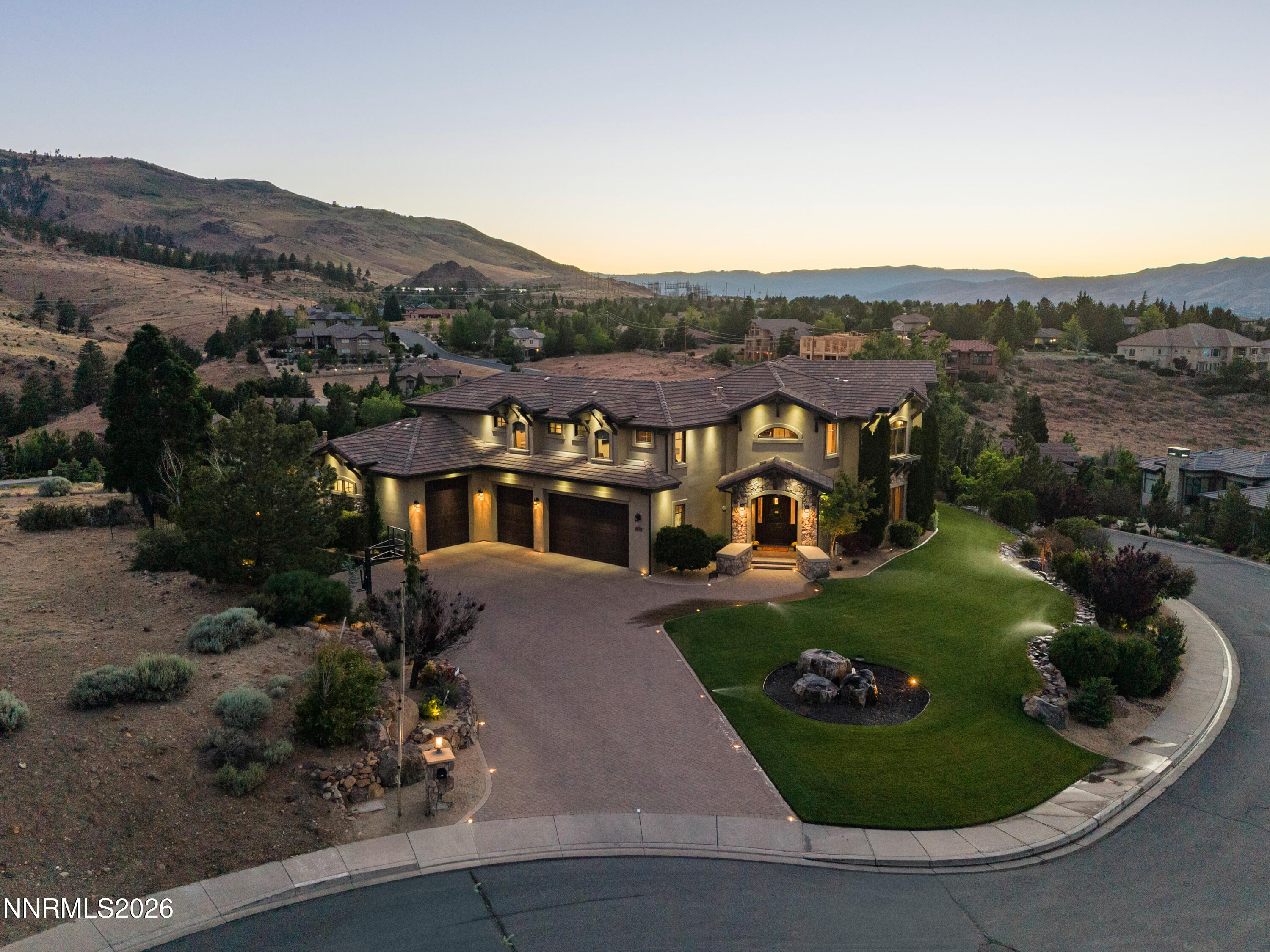 4816 Piney Woods Court