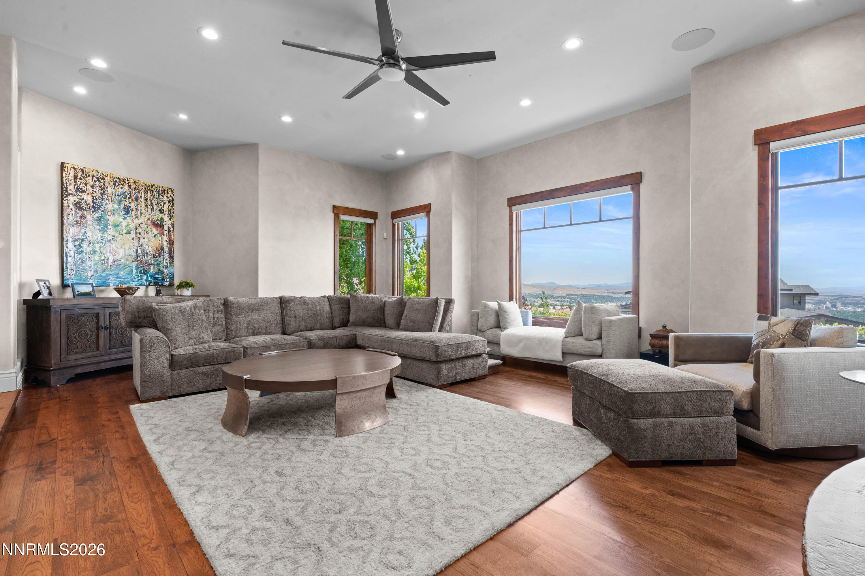 4816 Piney Woods Court