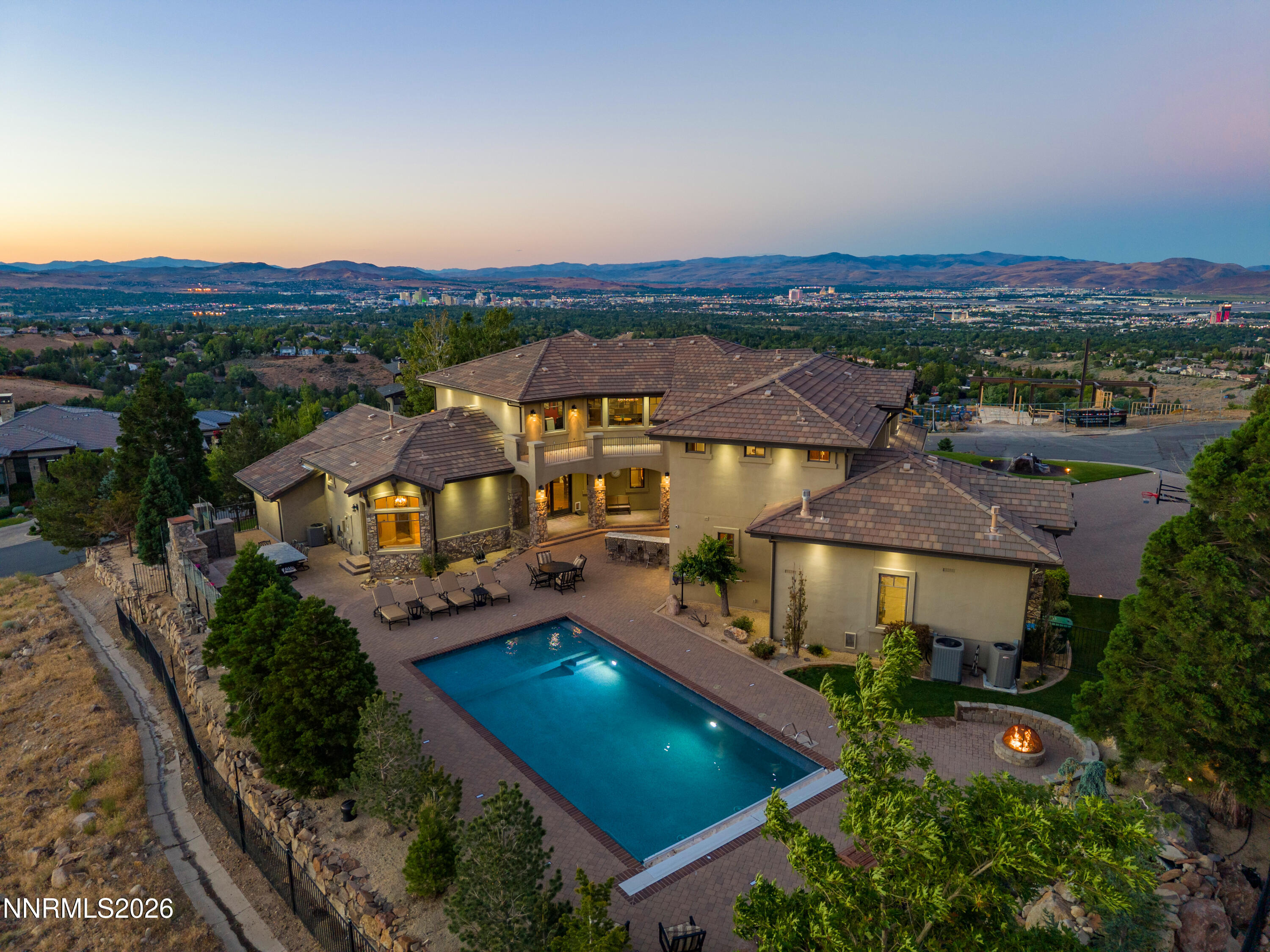 4816 Piney Woods Court