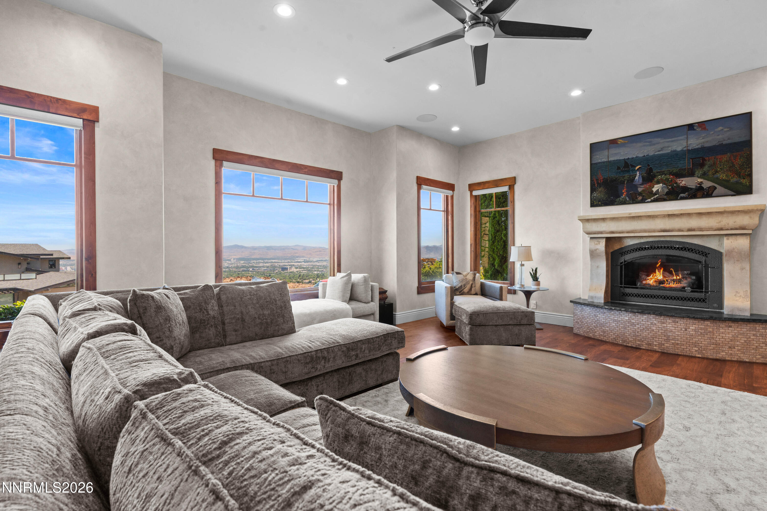 4816 Piney Woods Court