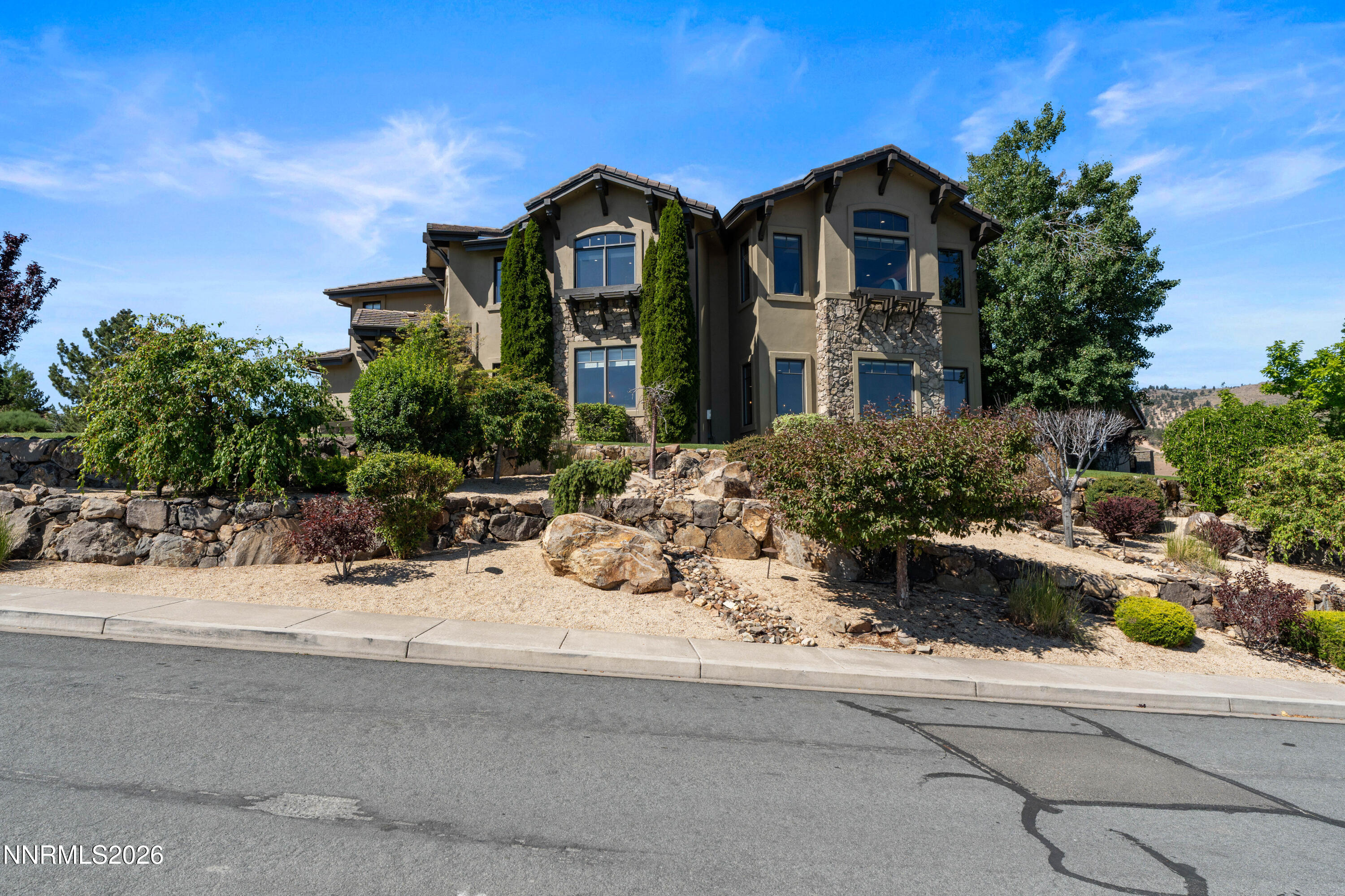 4816 Piney Woods Court