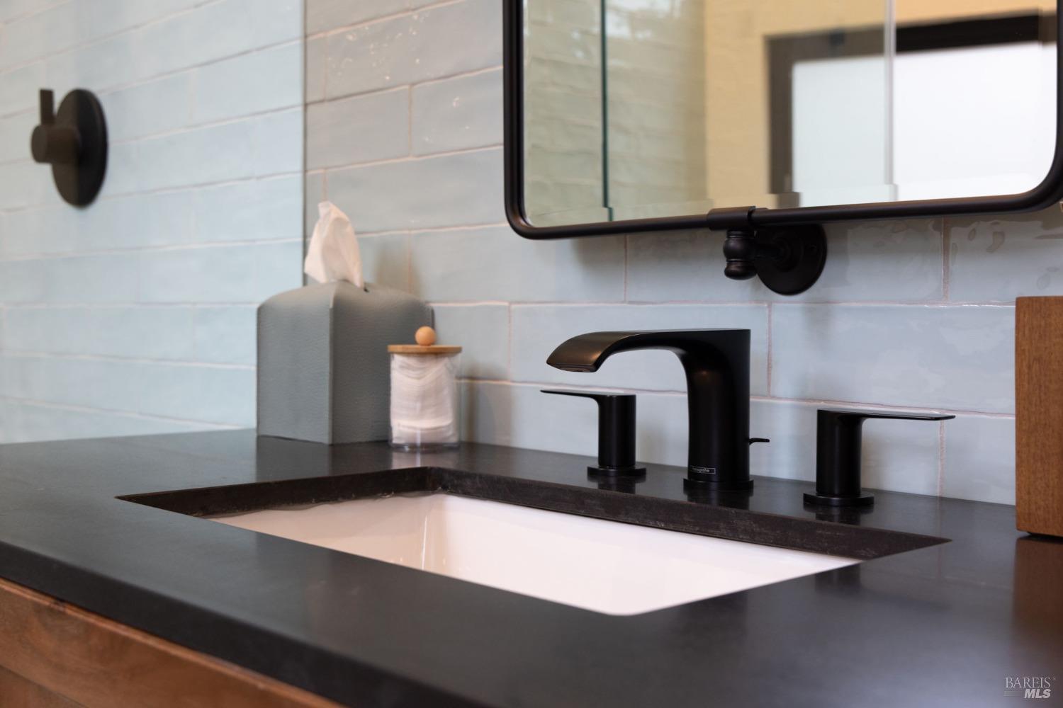 20690 Mockingbird Rd