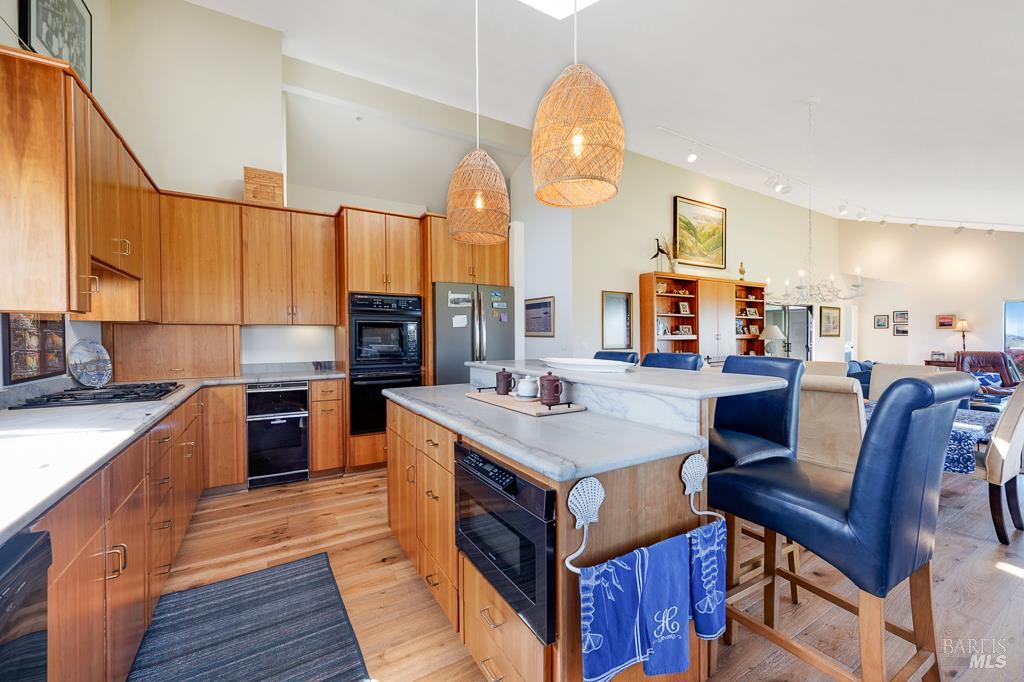 21199 Hummingbird Ct