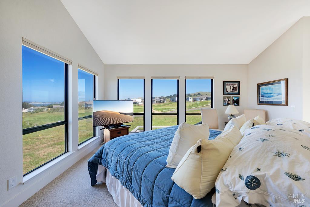 21199 Hummingbird Ct