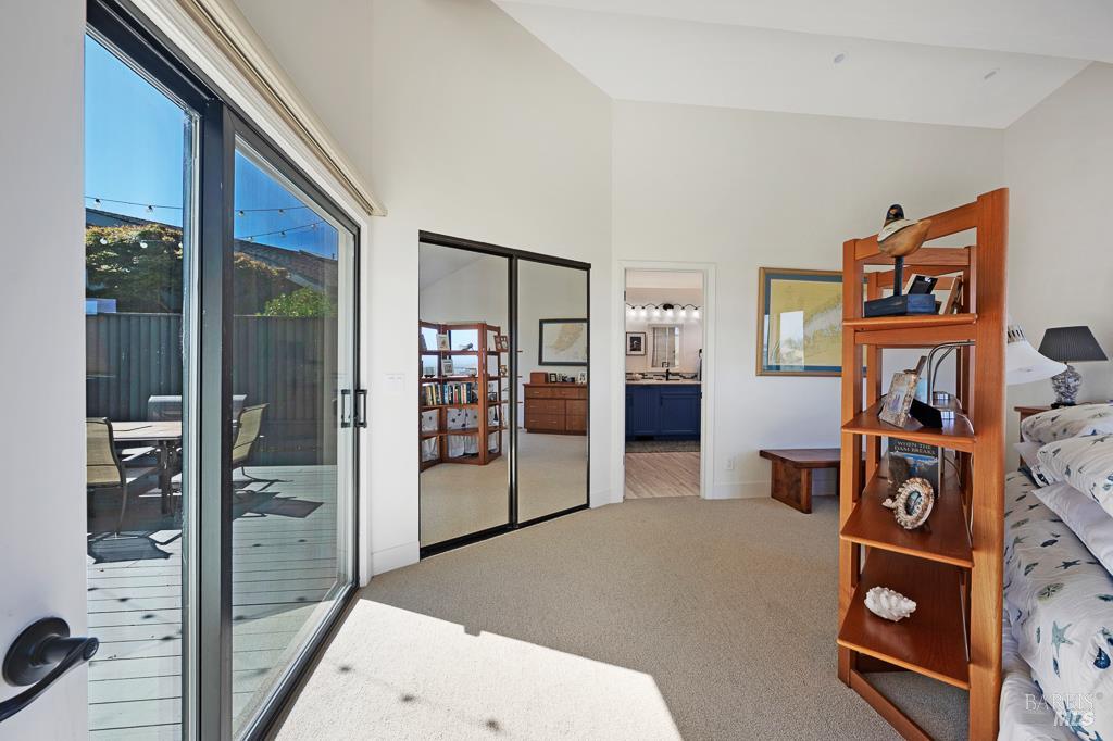 21199 Hummingbird Ct