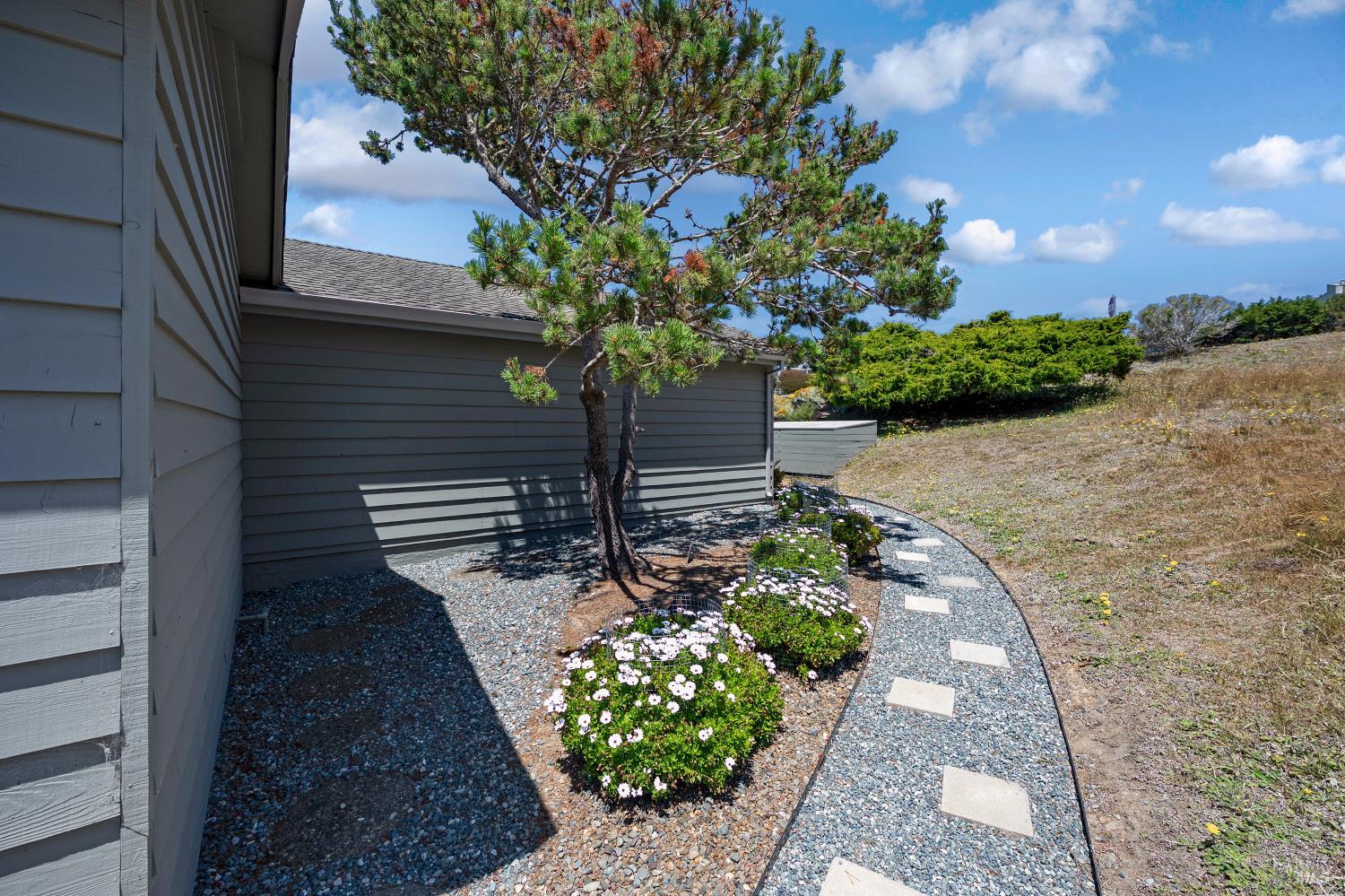 142 Poppy Ct