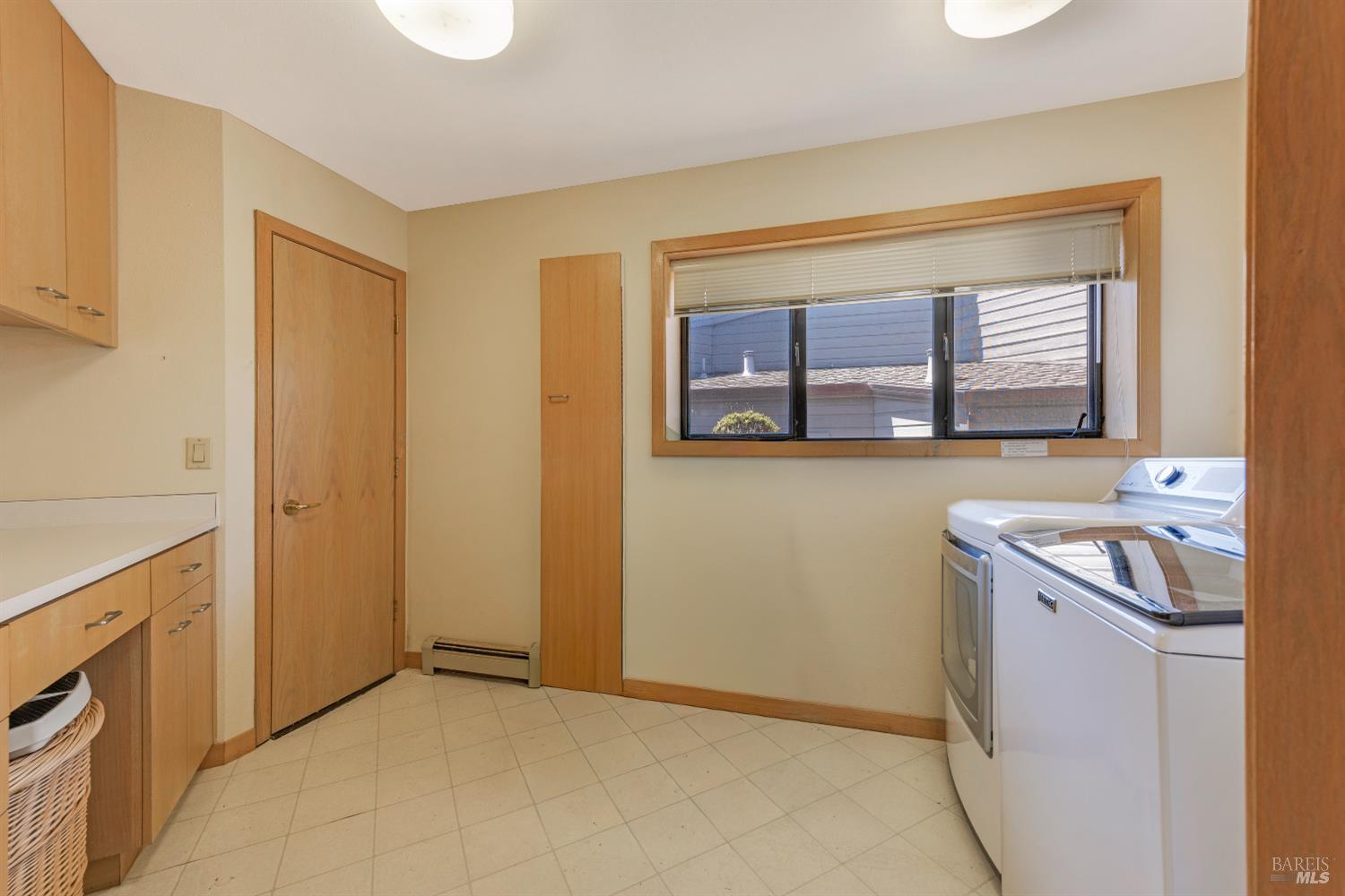 1011 Sea Eagle Loop