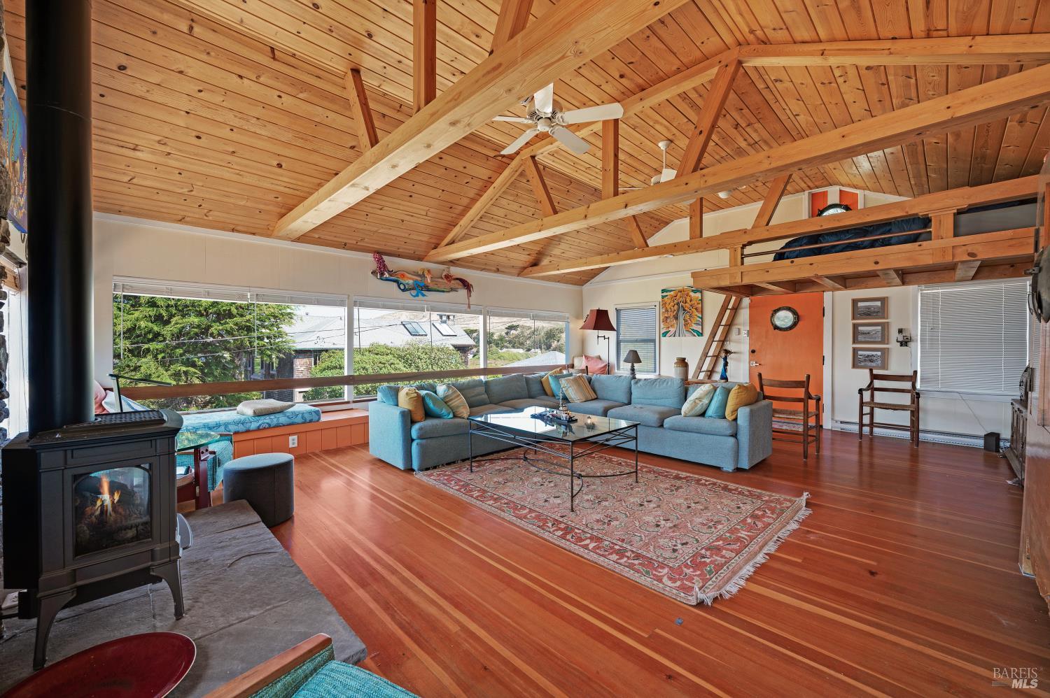 250 Churchill St Ext