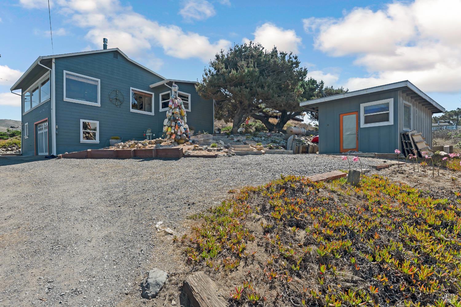 250 Churchill St Ext