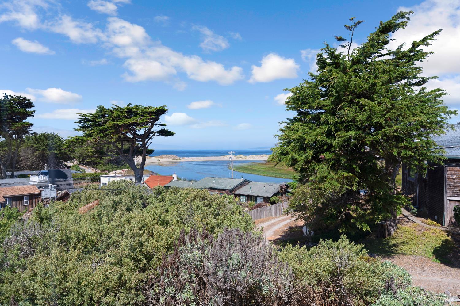 250 Churchill St Ext