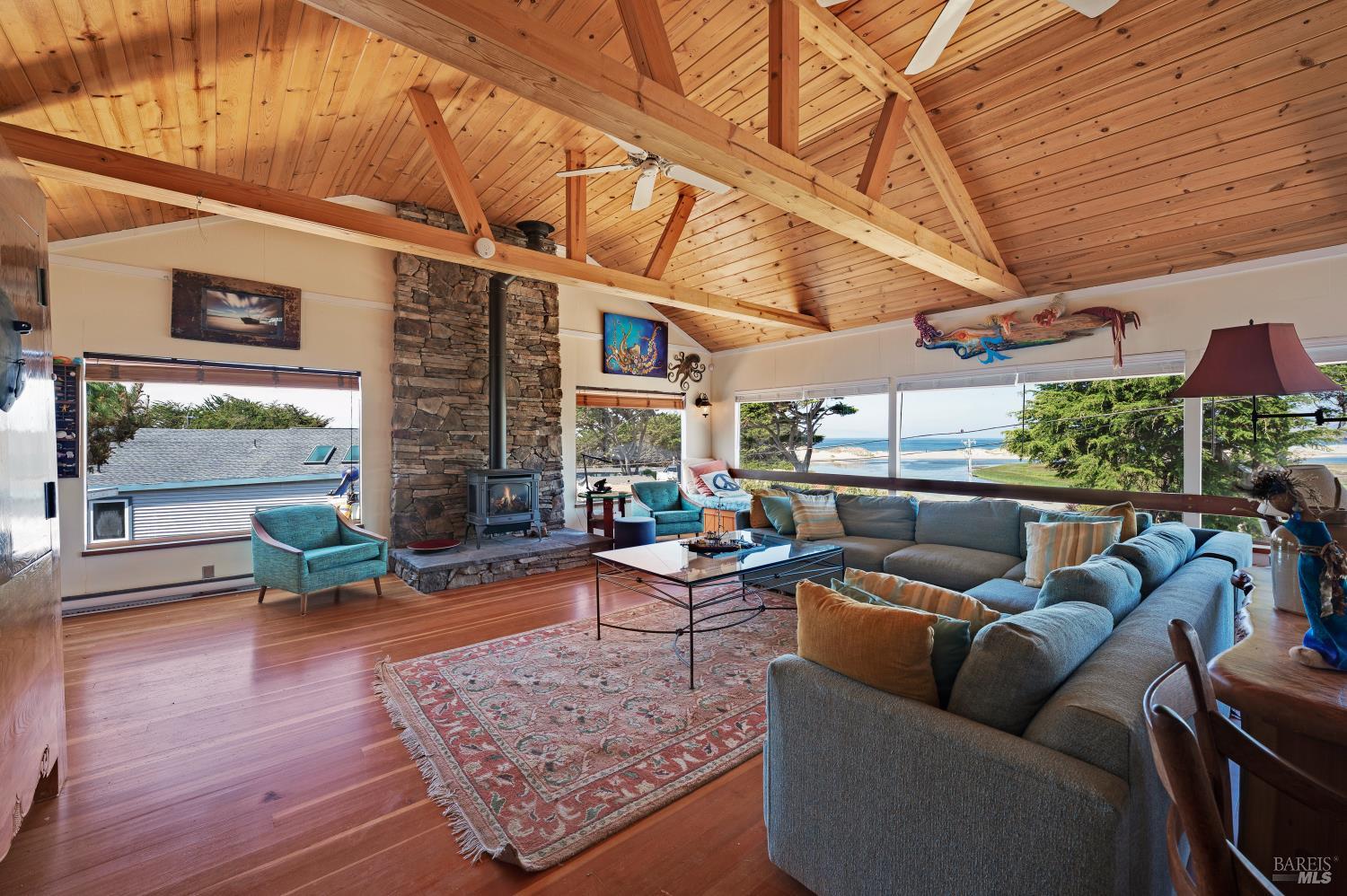 250 Churchill St Ext