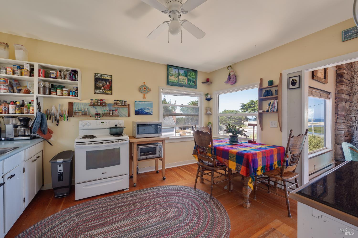 250 Churchill St Ext