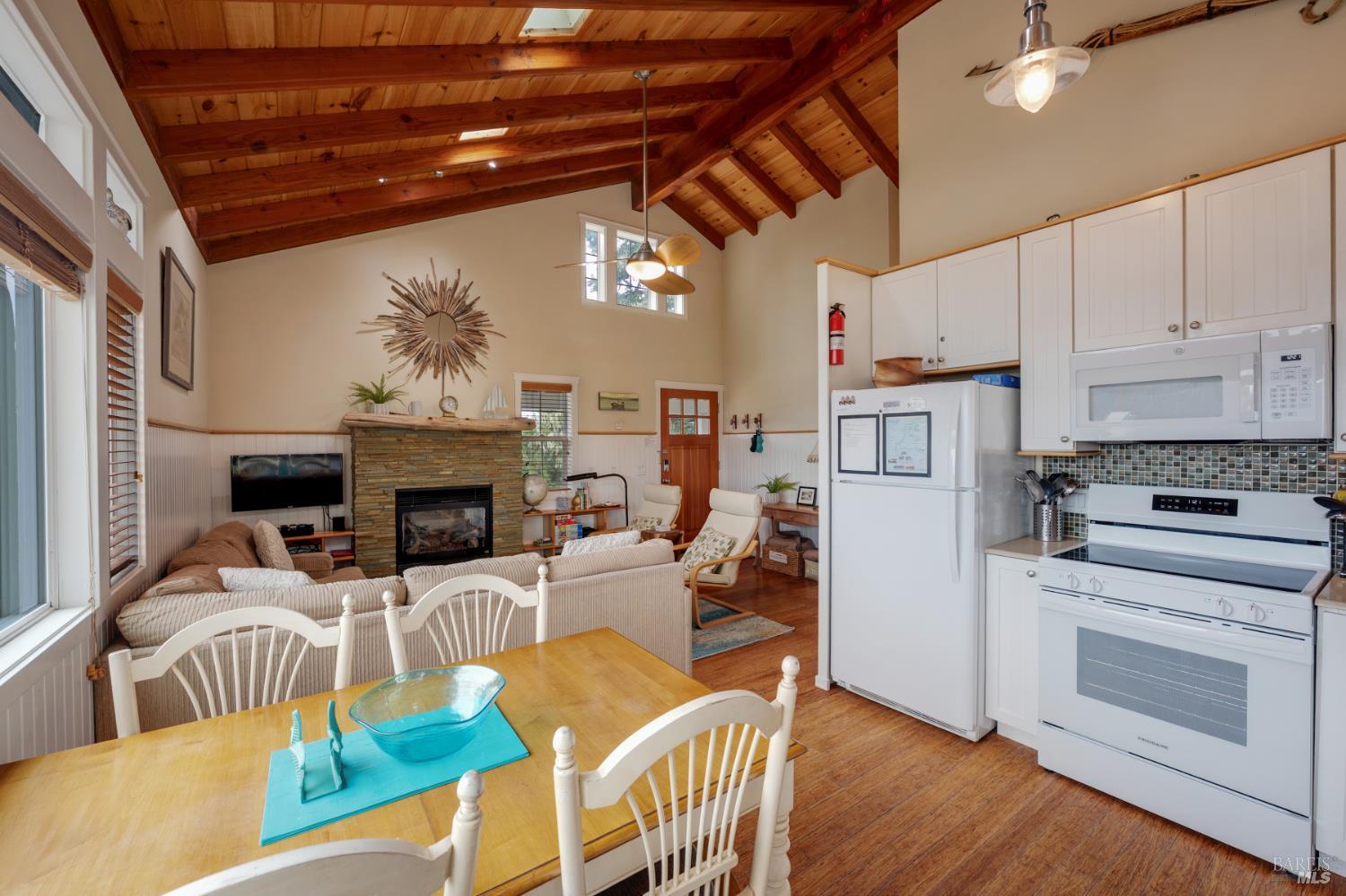 1534 Highway 1