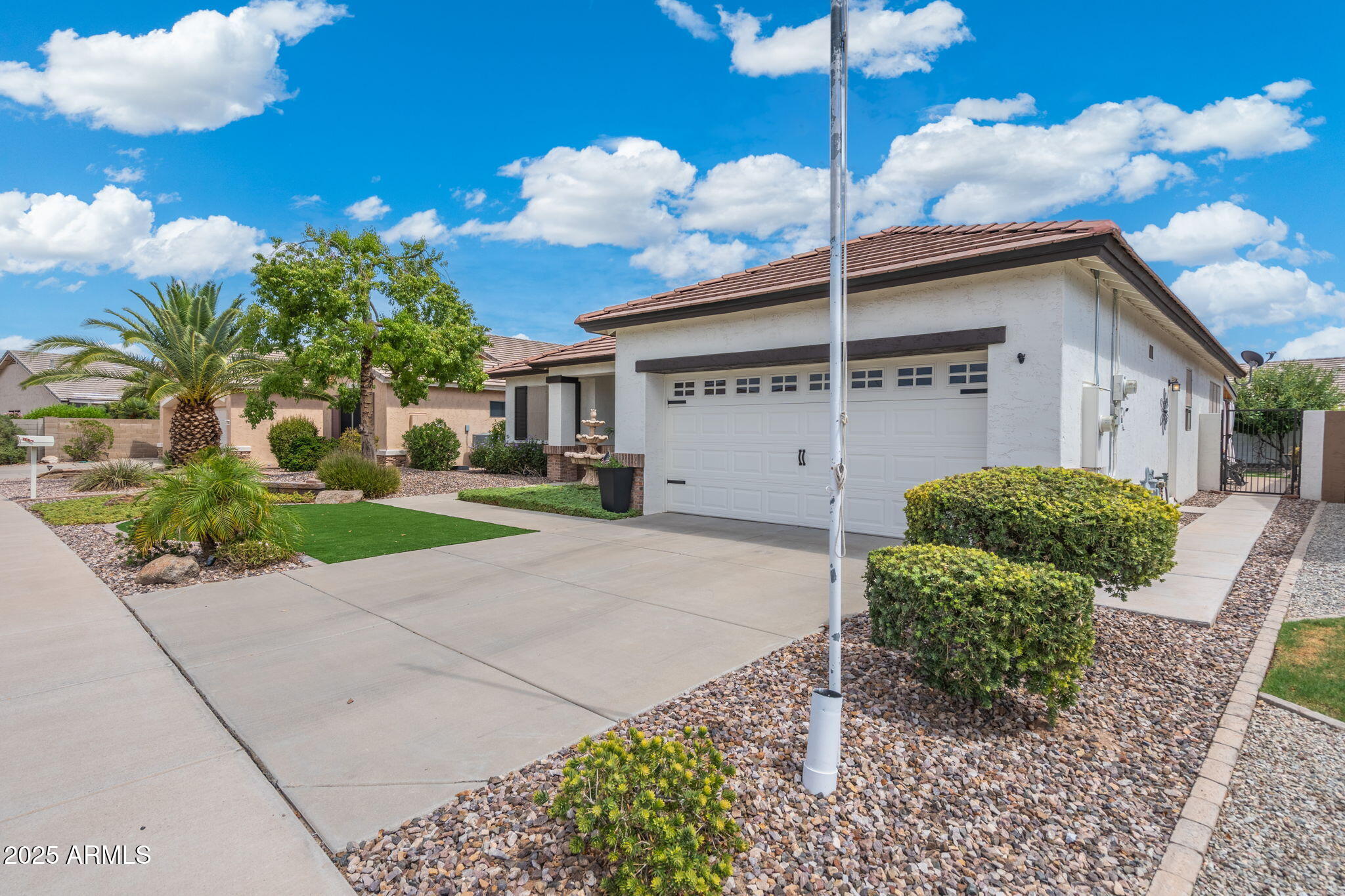 17687 N COCONINO Drive