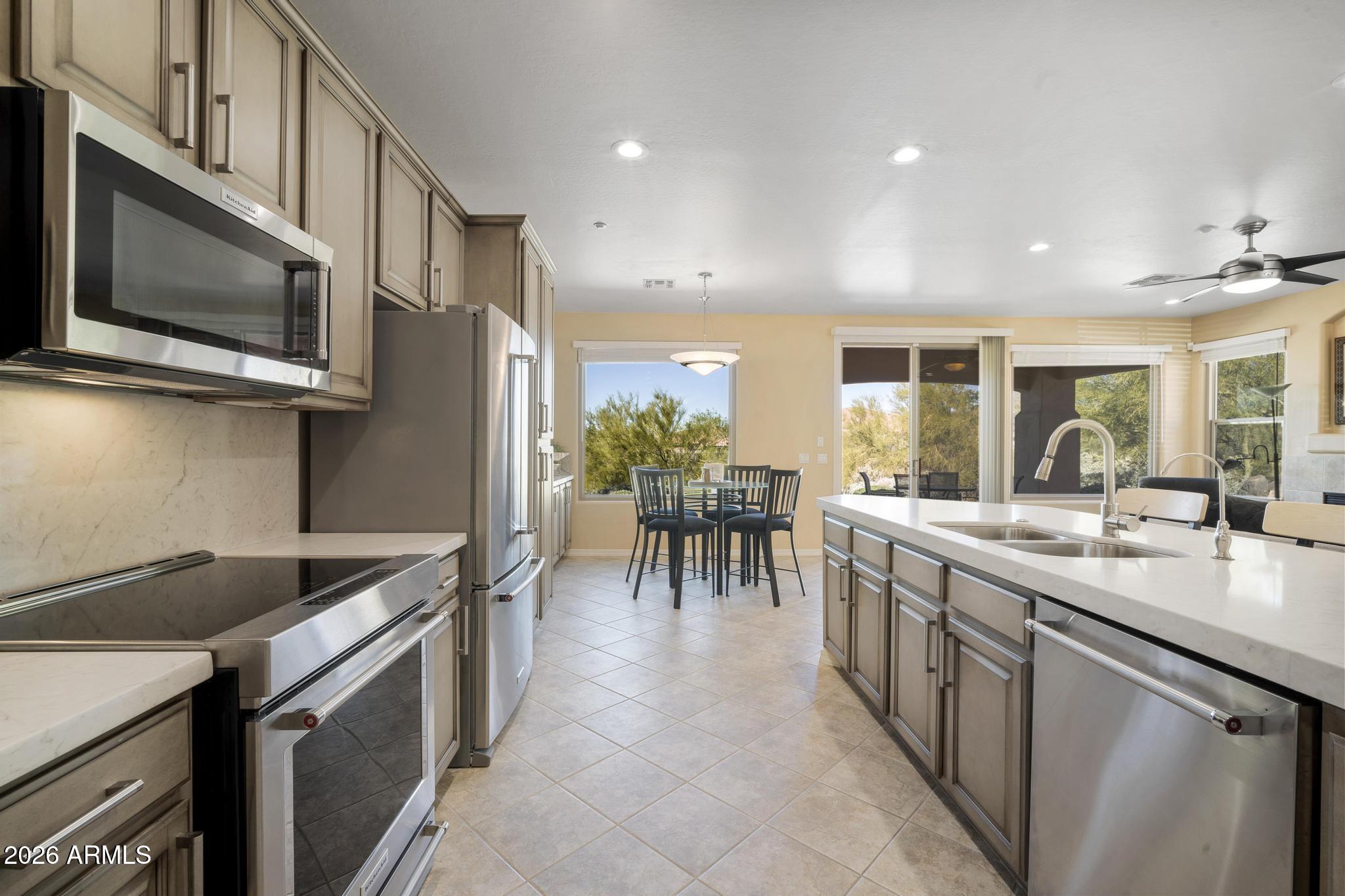 11448 E RAINTREE Drive