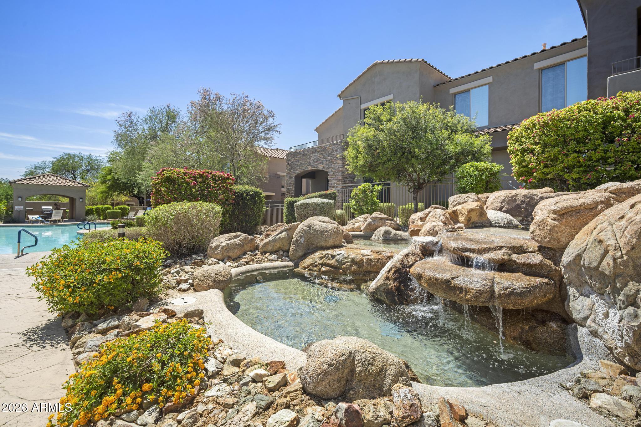 19475 N GRAYHAWK Drive 1078