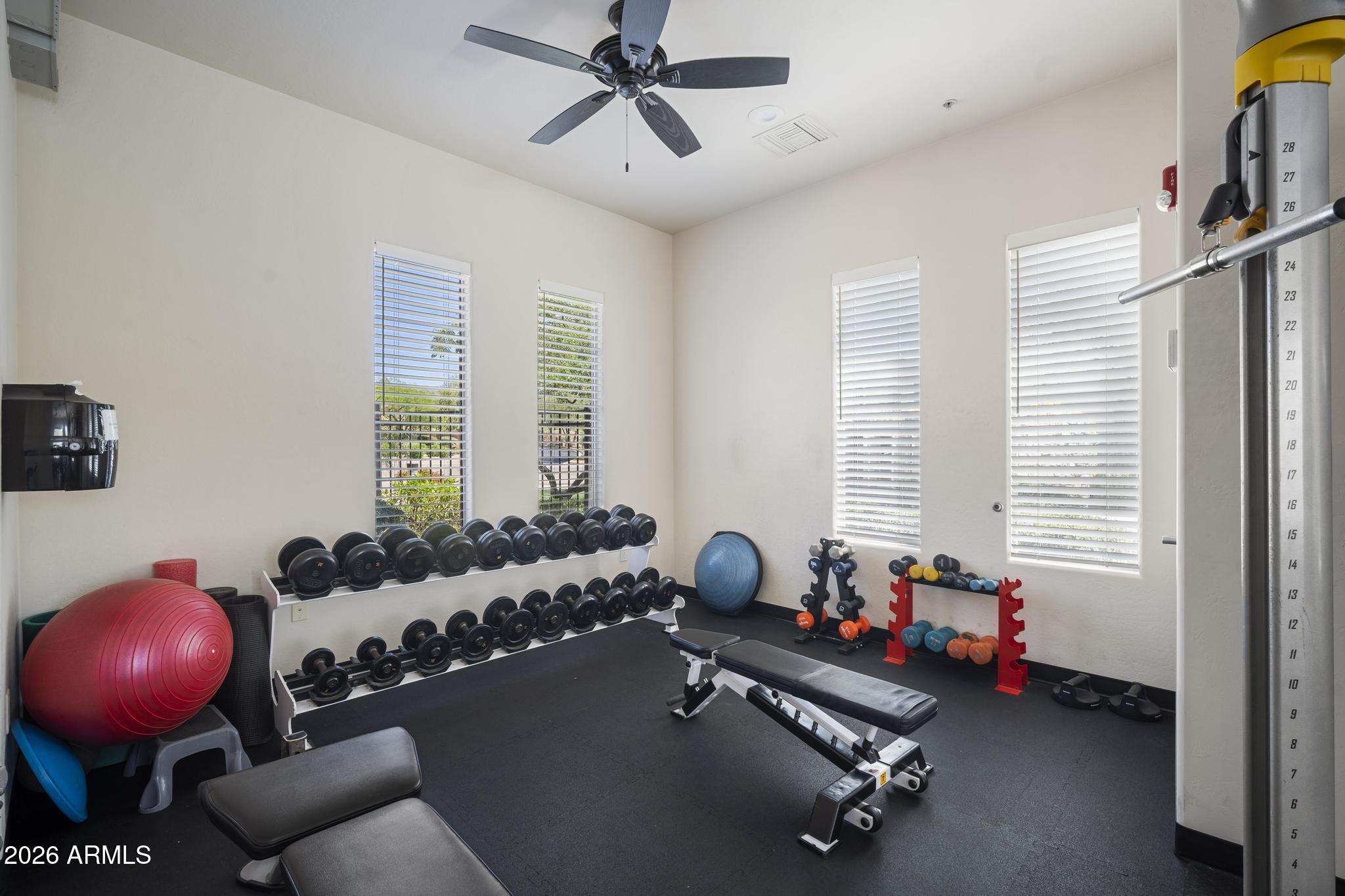 19475 N GRAYHAWK Drive 1078