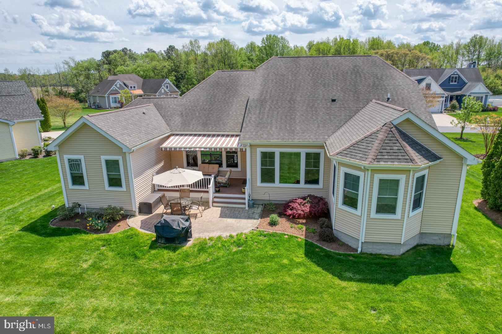 18522 Rose Ct