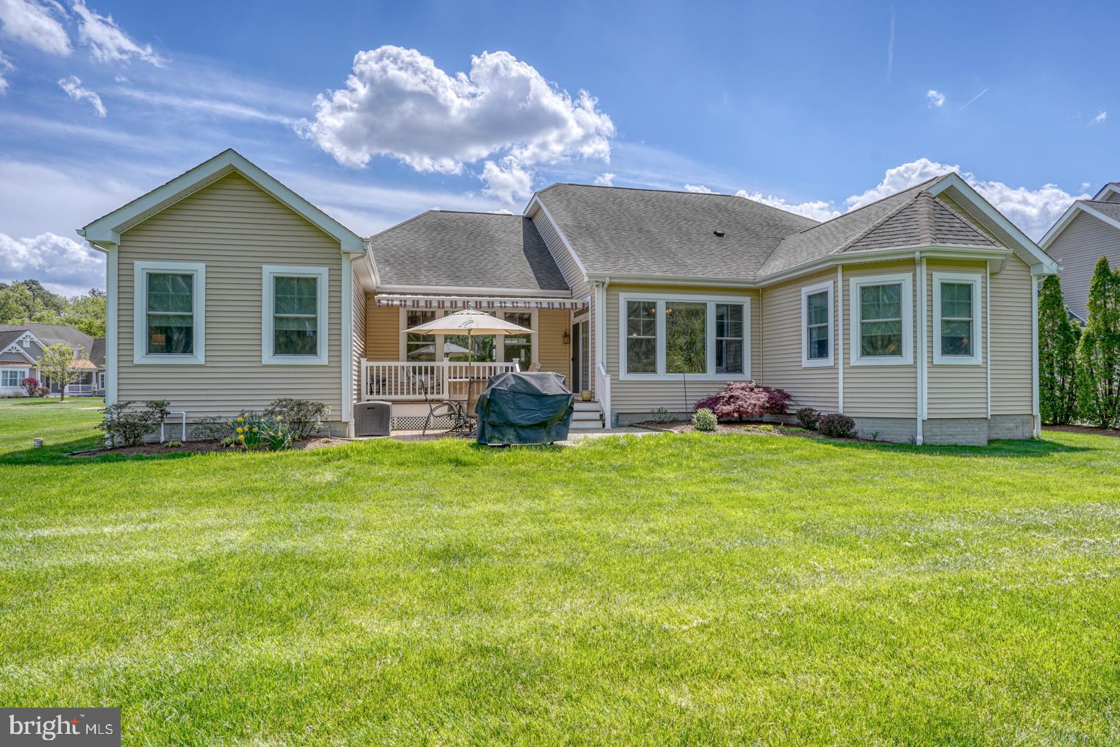 18522 Rose Ct