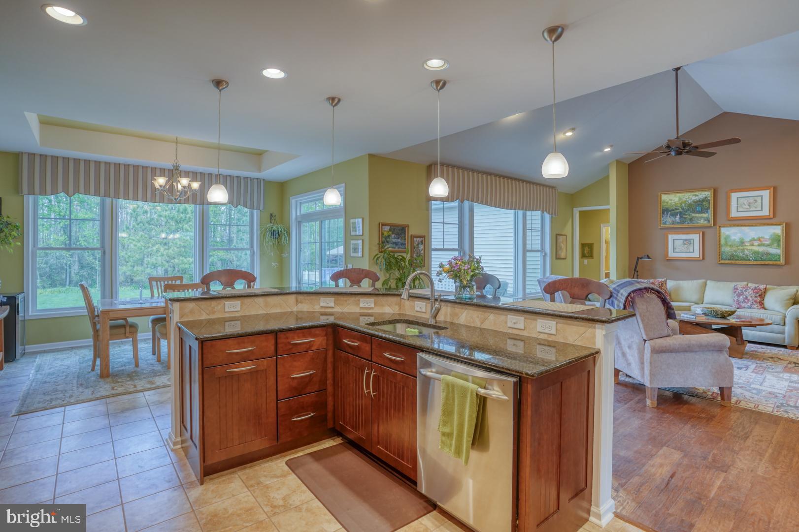 18522 Rose Ct