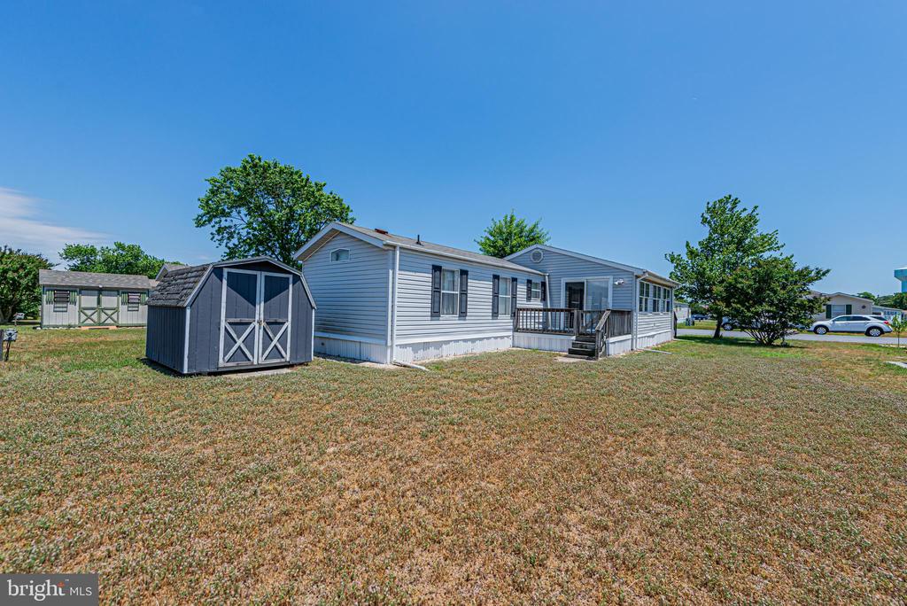 37585 Pear Tree Ln