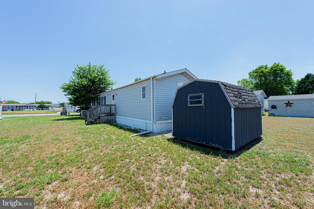 37585 Pear Tree Ln