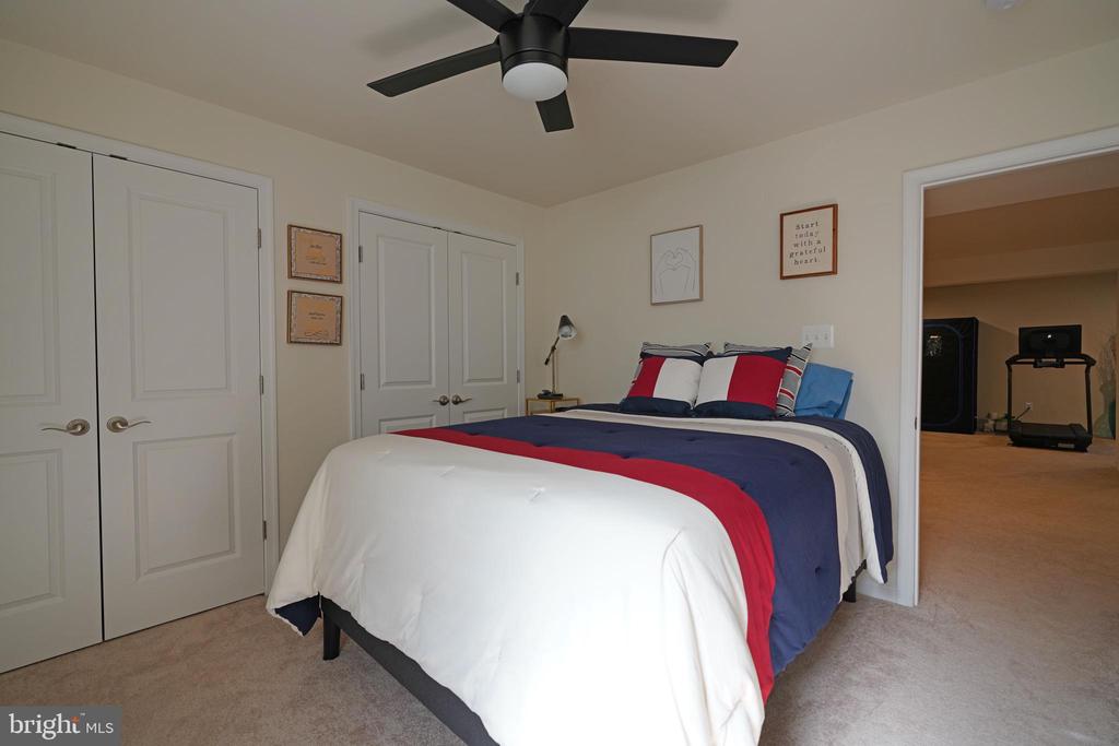 23014 Bourbon Cir
