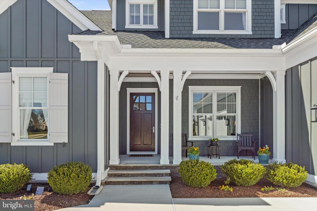 30816 Stallion Ln