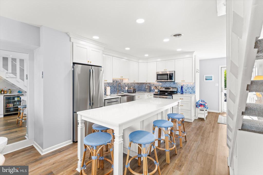 38887 Madison Ave #14