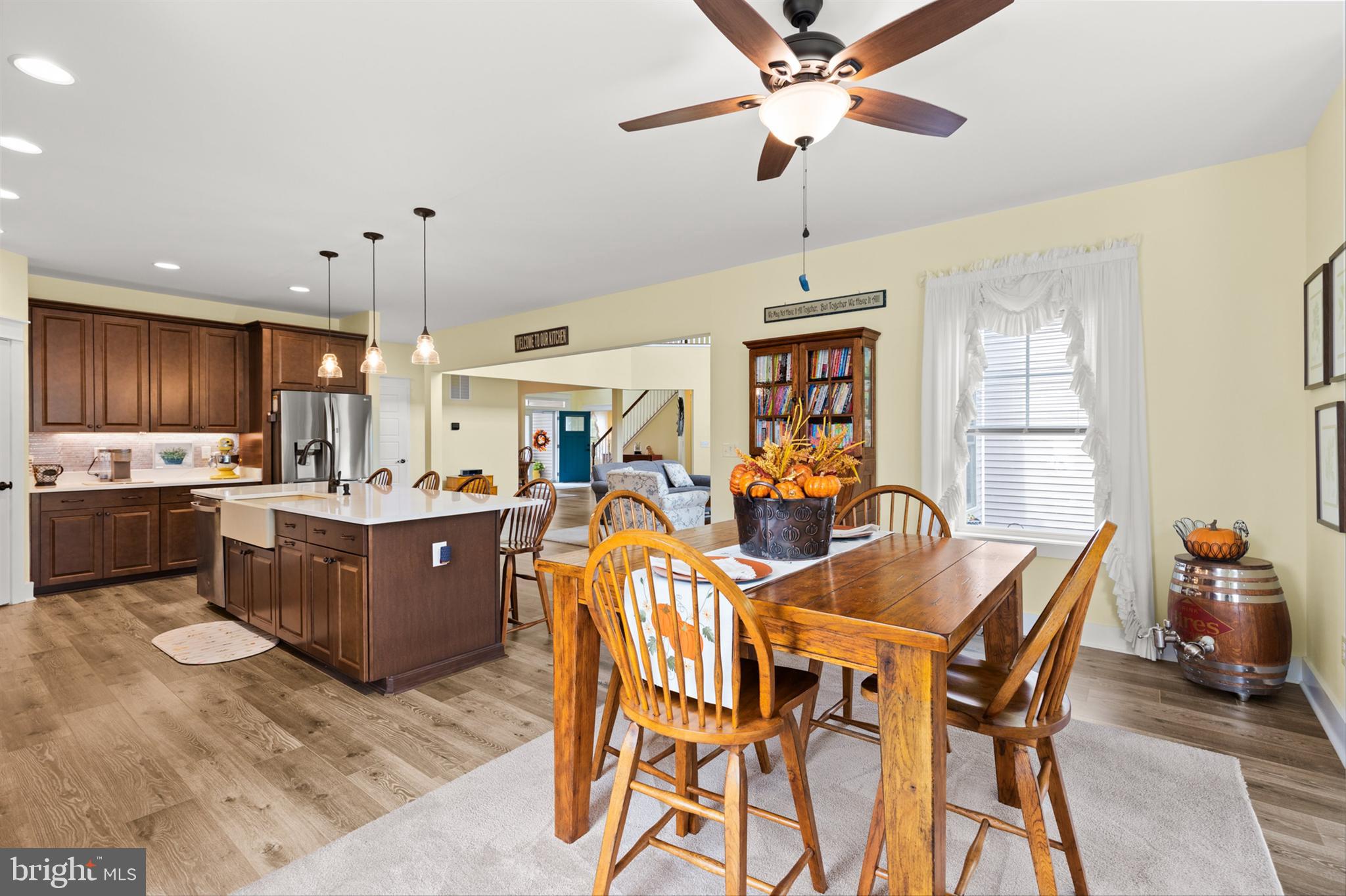 29476 JOHN DEERE DRIVE
