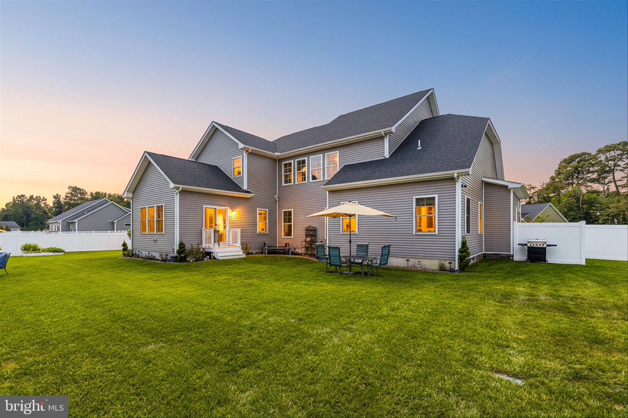 29476 JOHN DEERE DRIVE