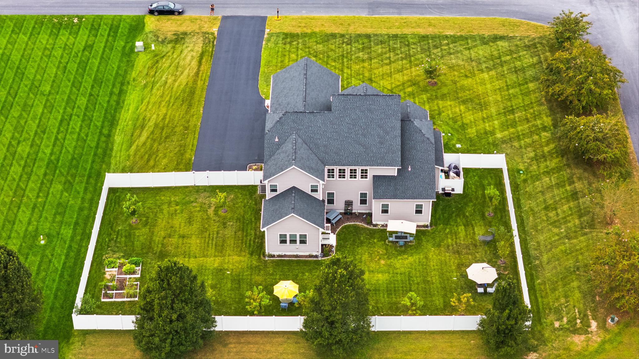 29476 JOHN DEERE DRIVE
