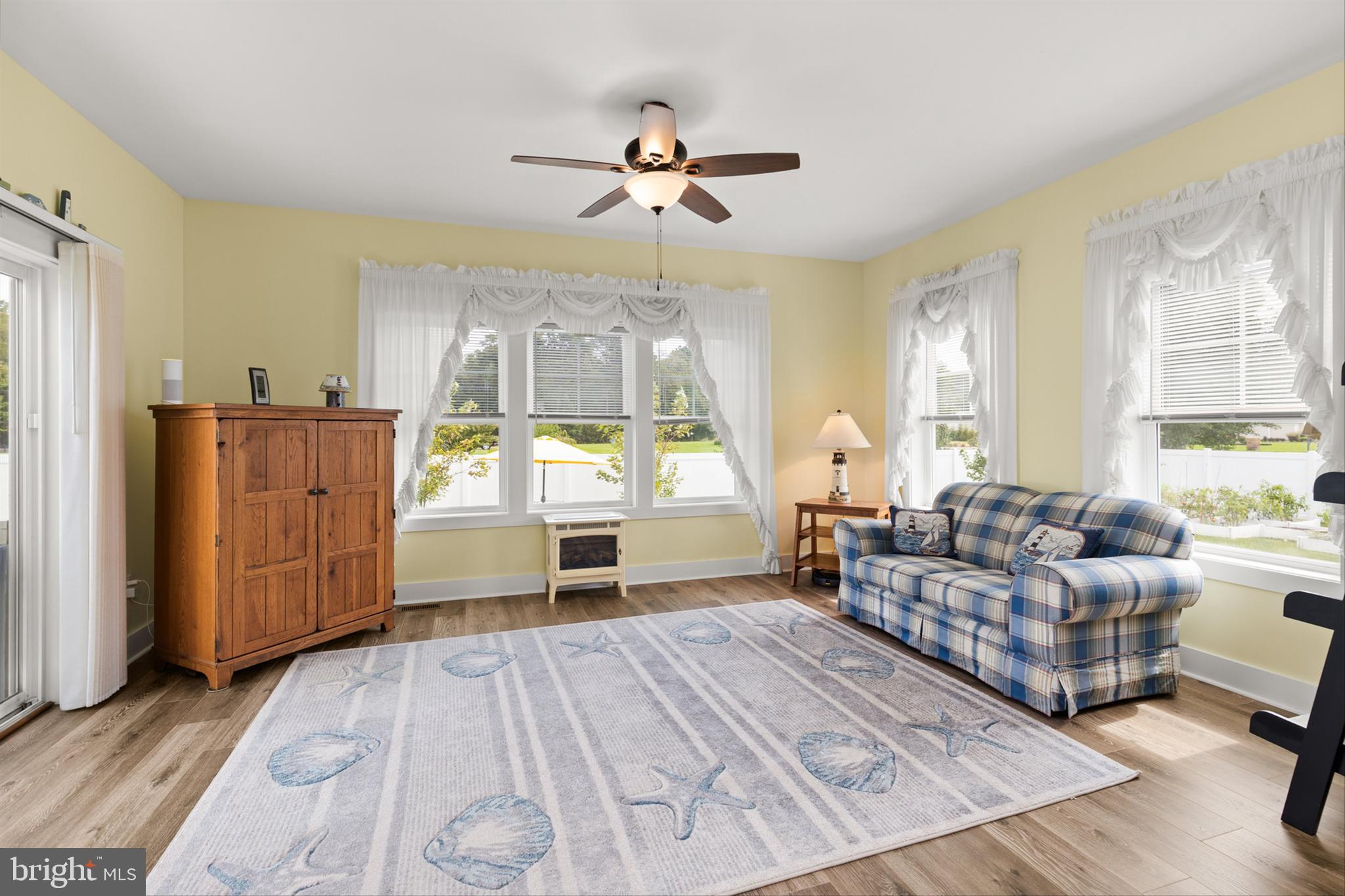 29476 JOHN DEERE DRIVE