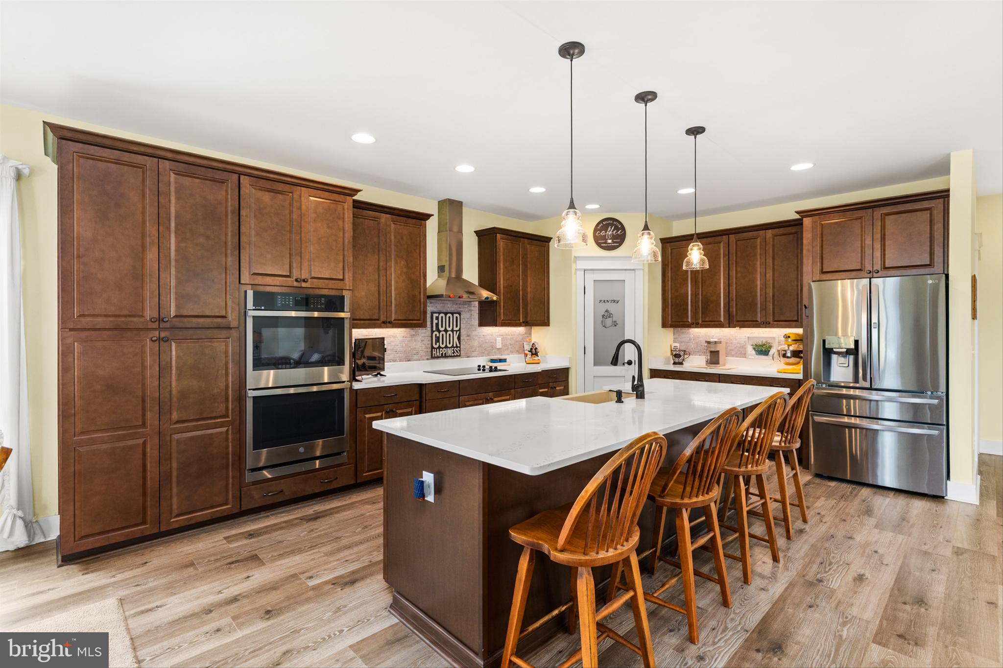 29476 JOHN DEERE DRIVE
