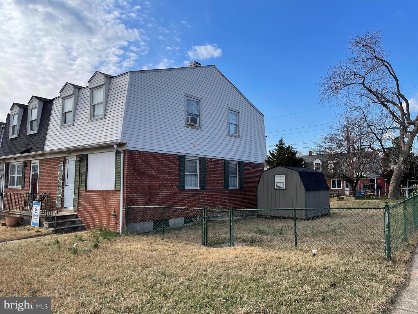 2000 Ewald AVENUE