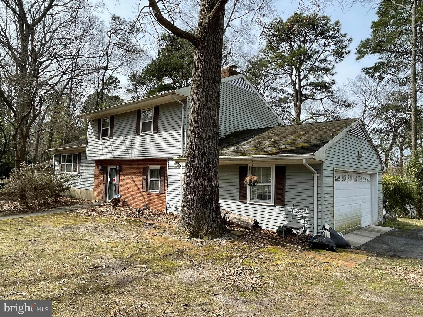 402 Keats CIRCLE