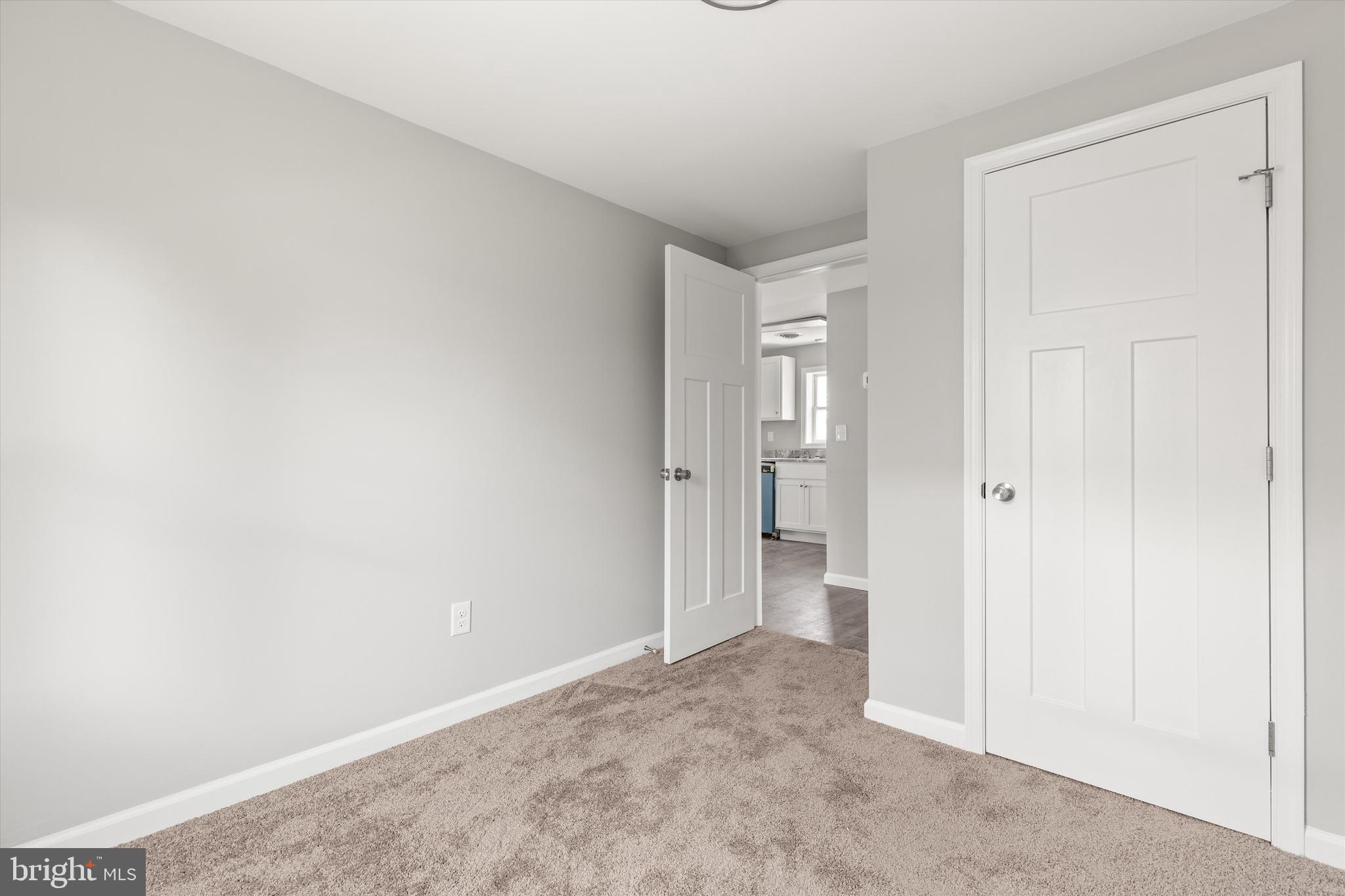 312 Center St