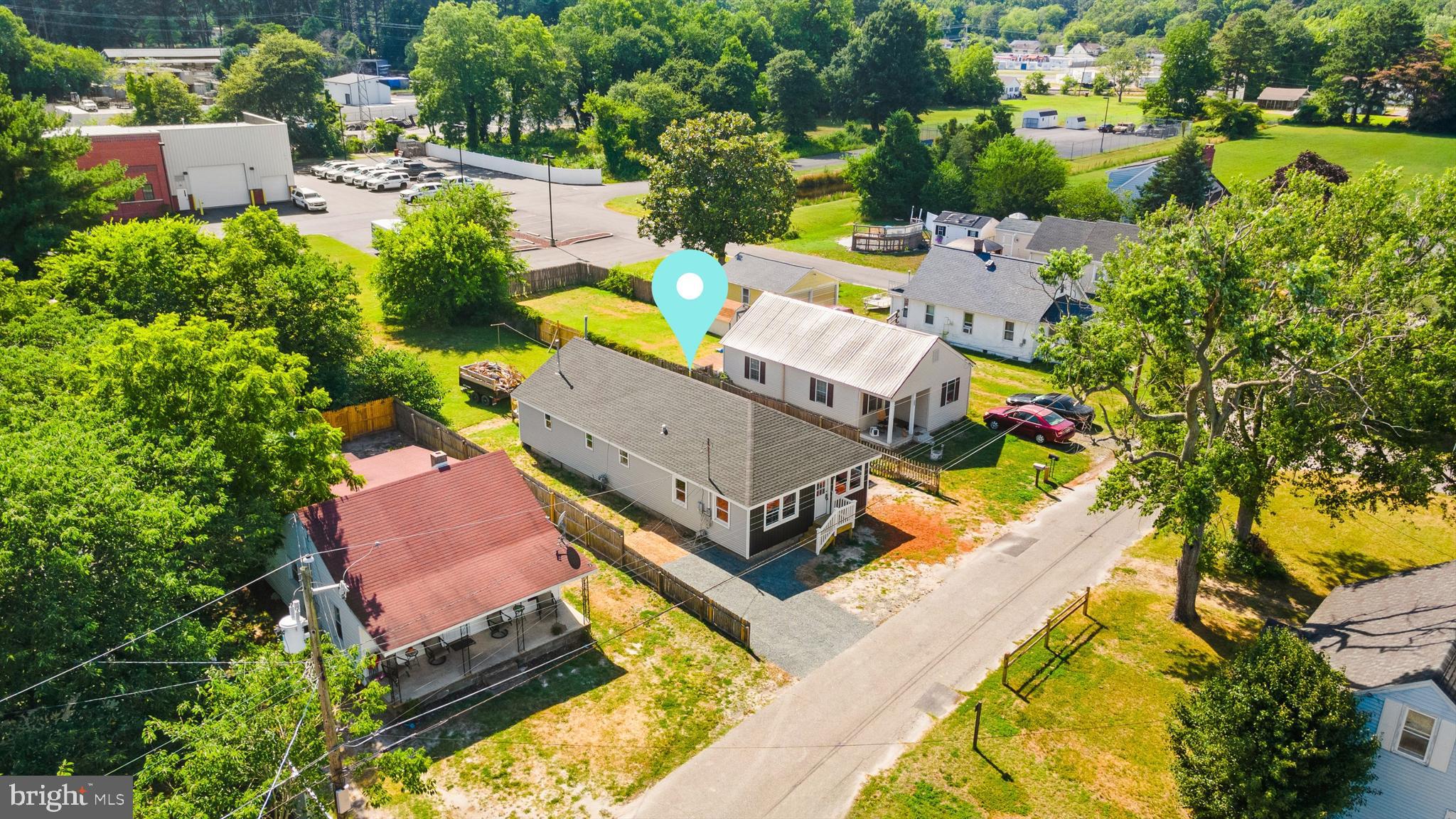 312 Center St