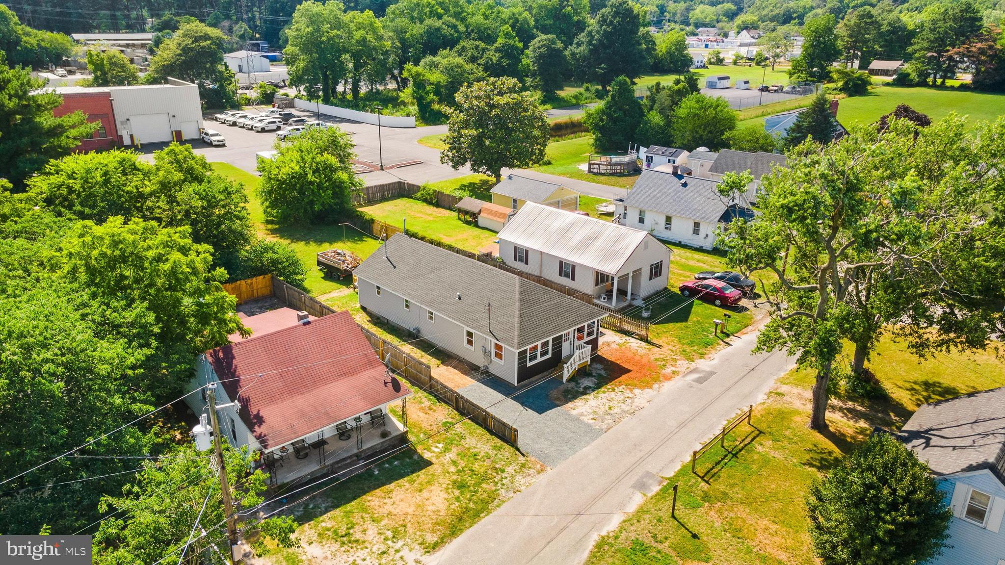 312 Center St