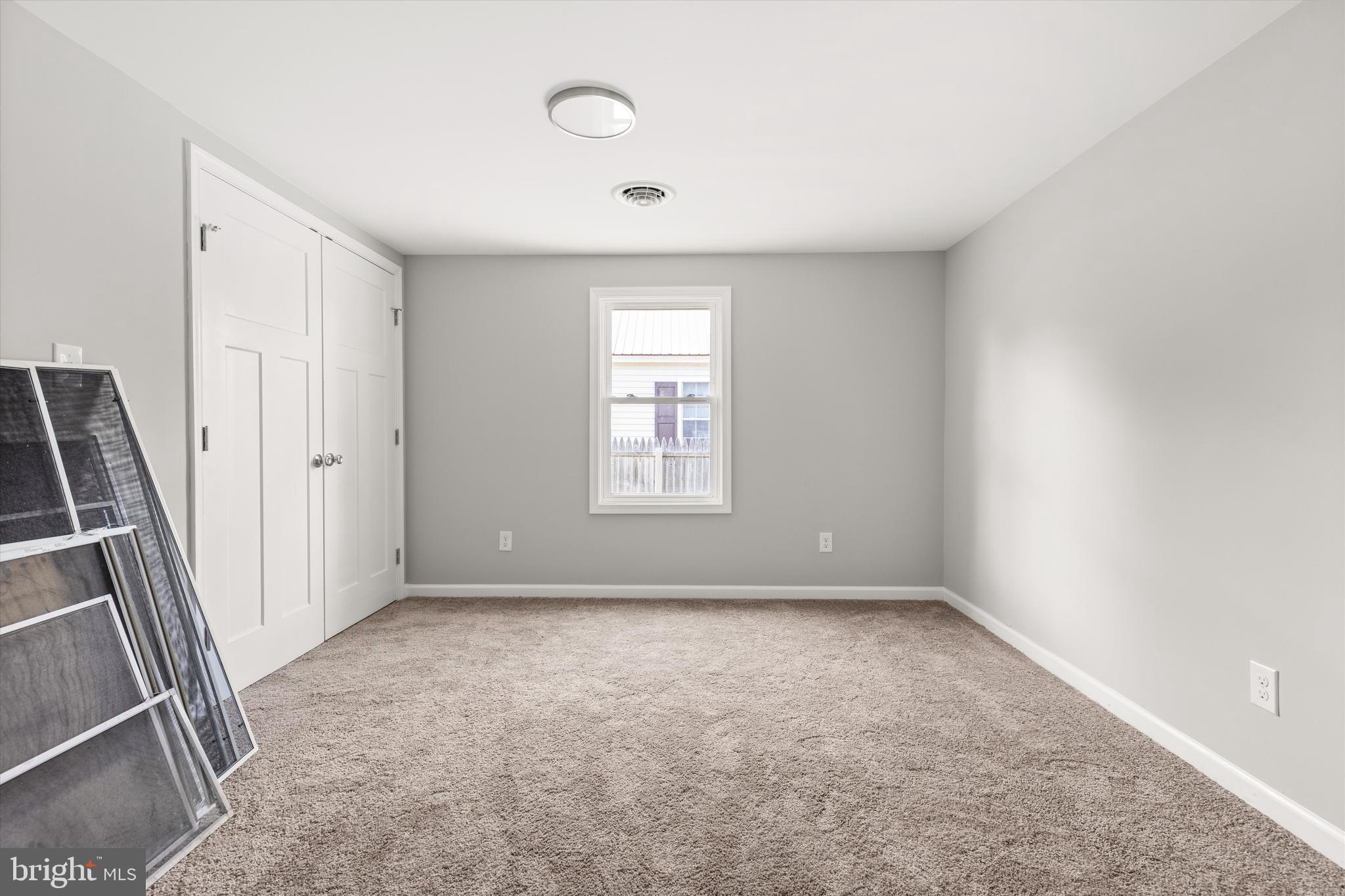 312 Center St