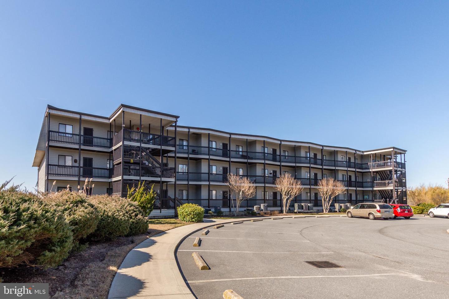 119 Old Landing ROAD Unit: 207B