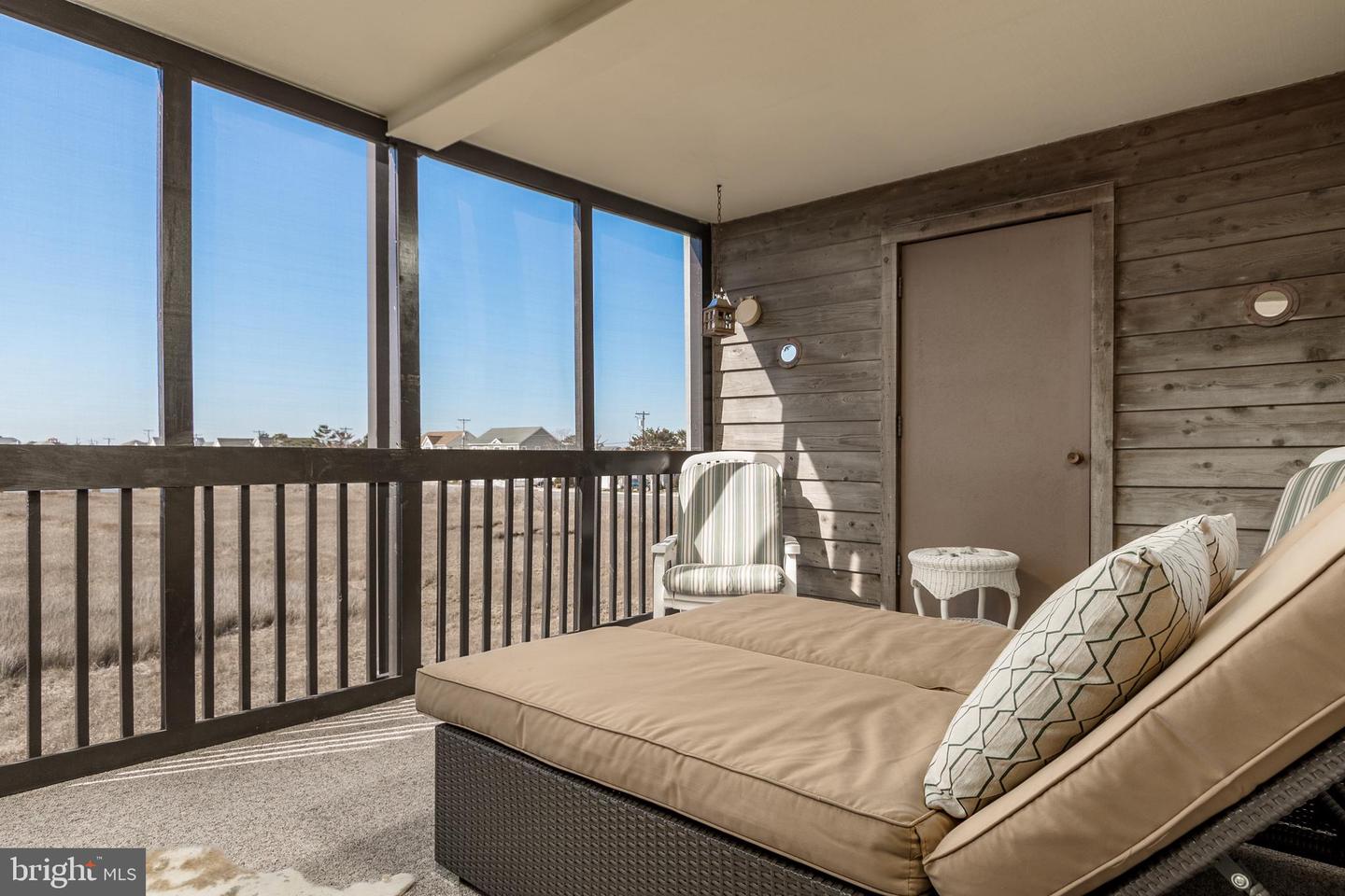 119 Old Landing ROAD Unit: 207B