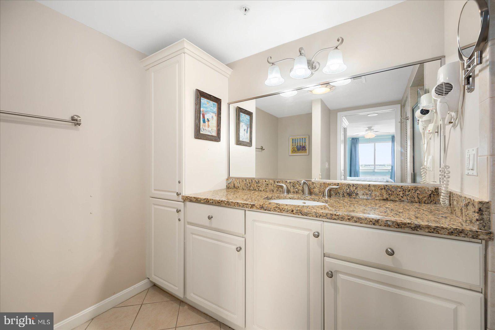 4201 Coastal Hwy #402 Makai