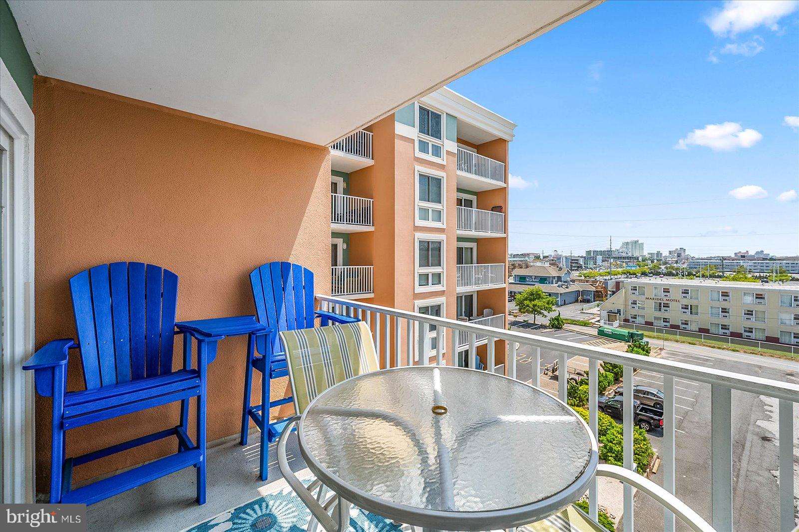 4201 Coastal Hwy #402 Makai