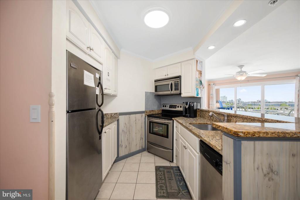4201 Coastal Hwy #402 Makai