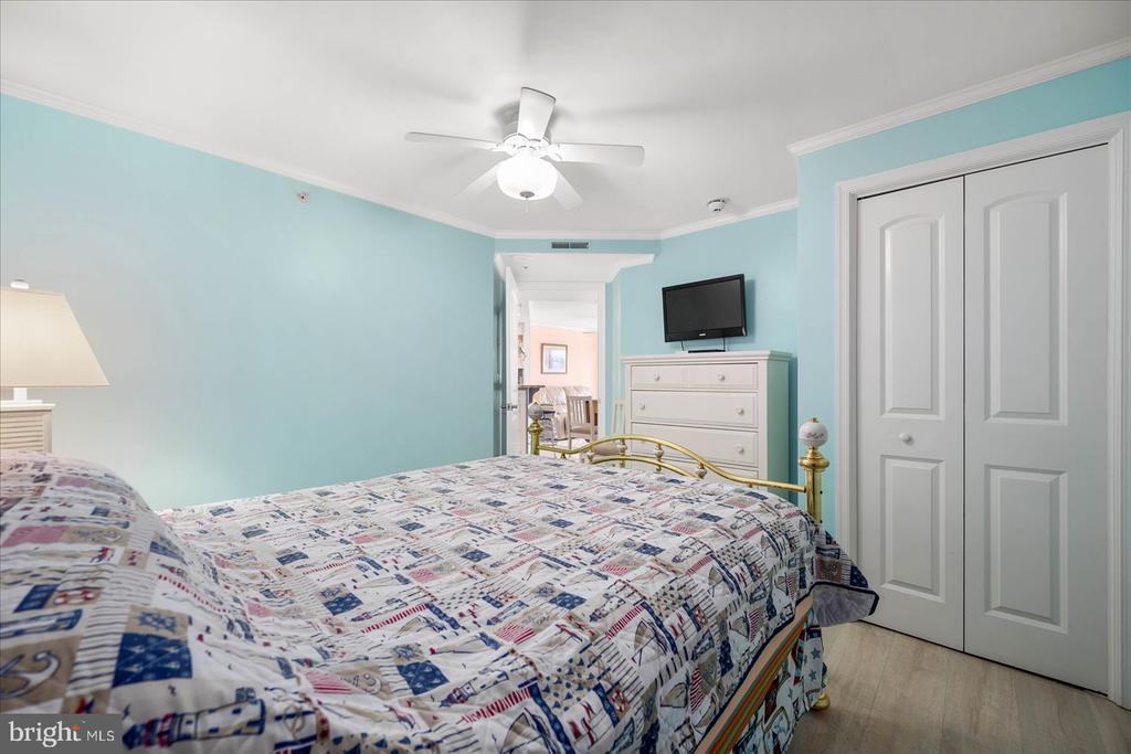 4201 Coastal Hwy #402 Makai