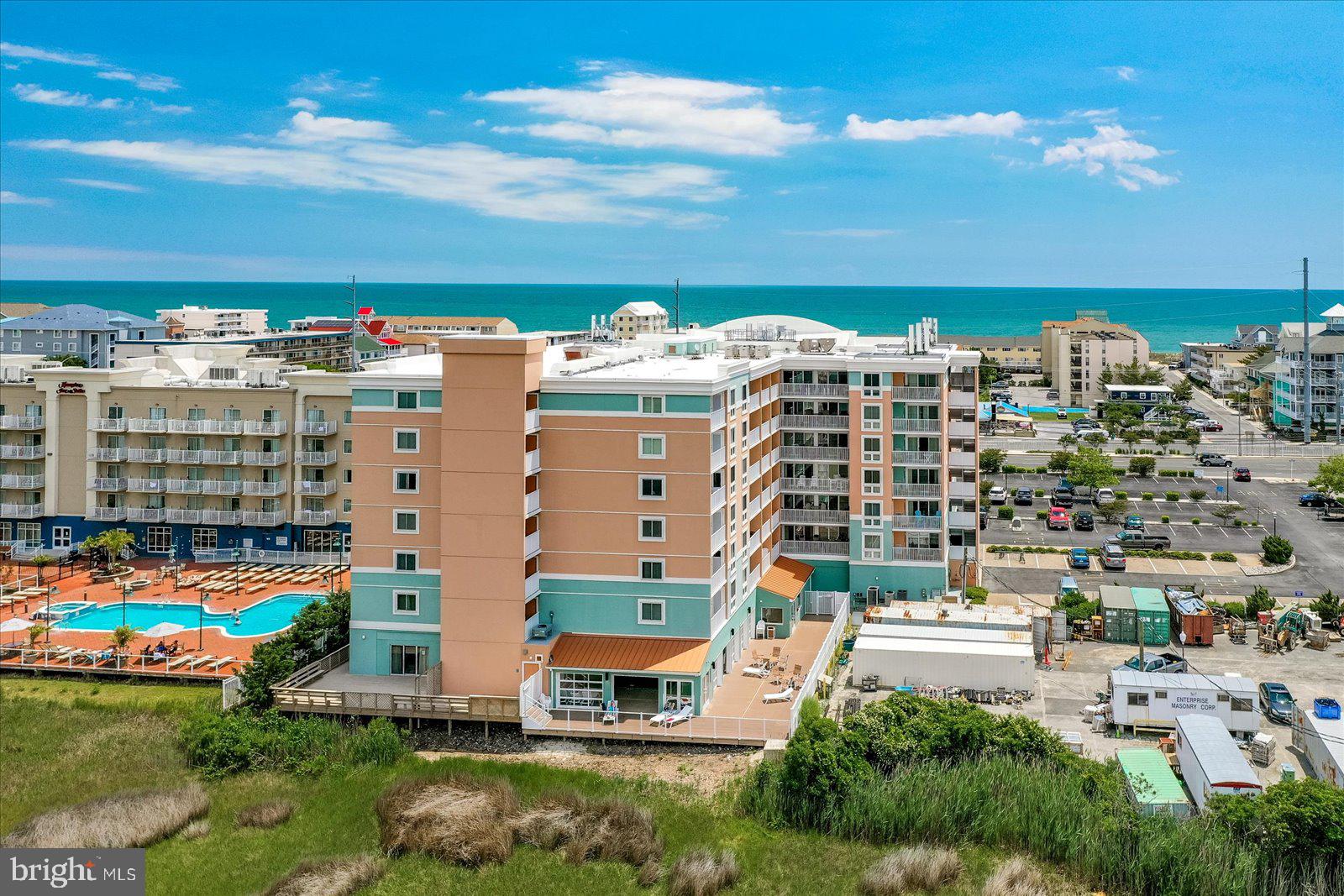 4201 Coastal Hwy #402 Makai