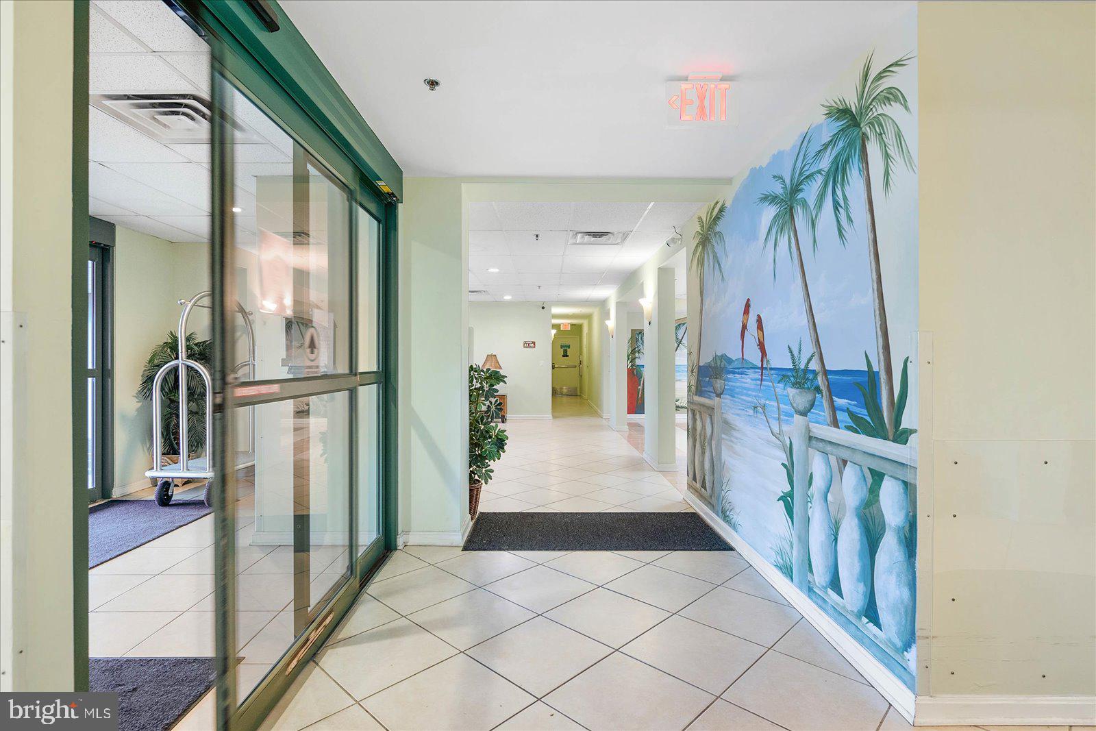 4201 Coastal Hwy #402 Makai