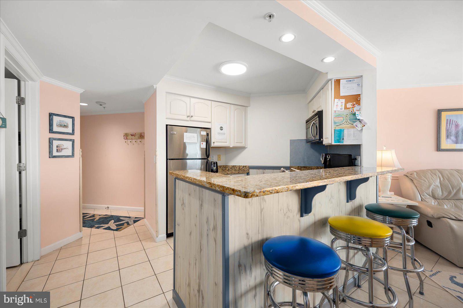 4201 Coastal Hwy #402 Makai