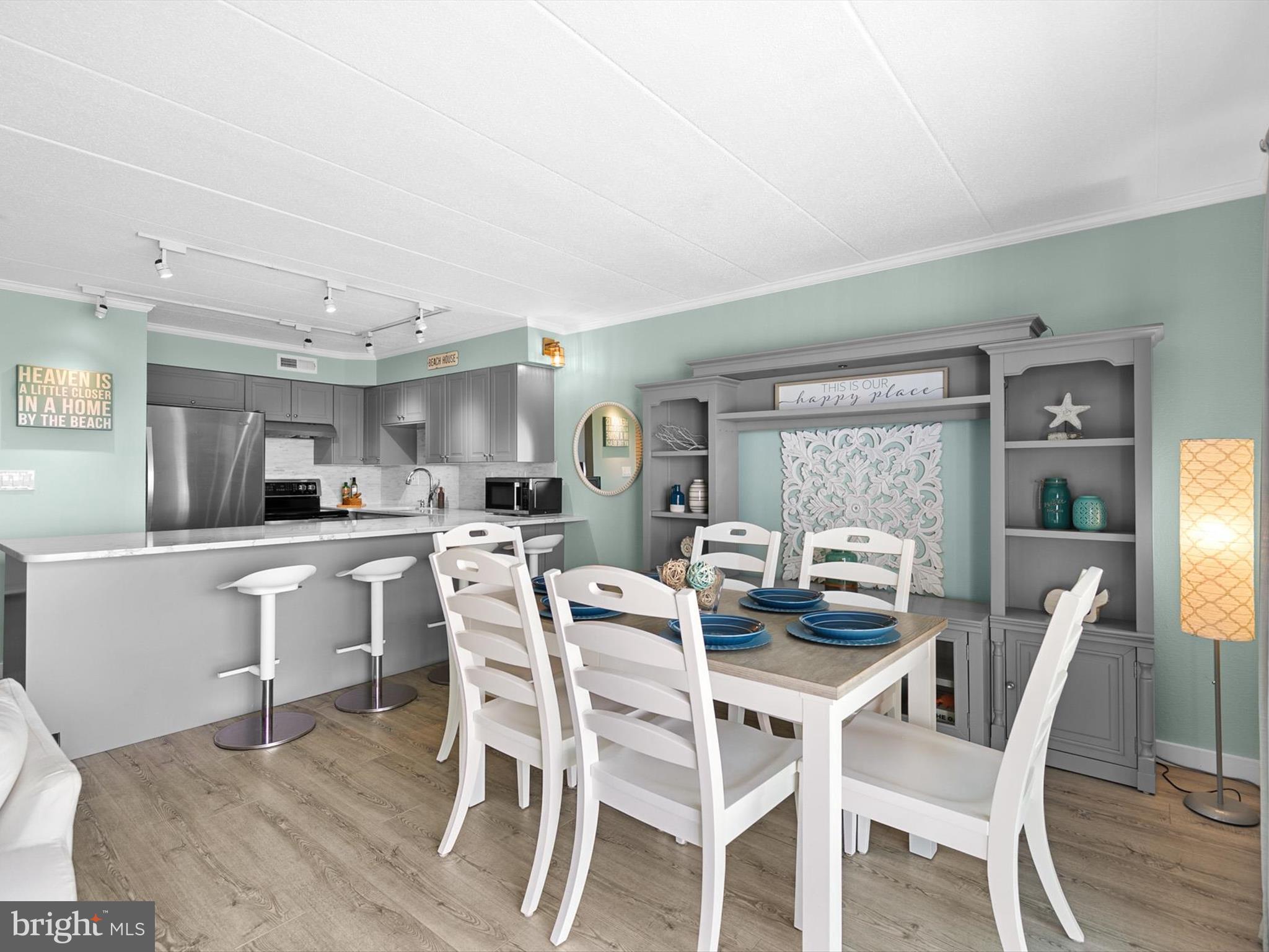 210 Worcester St #305